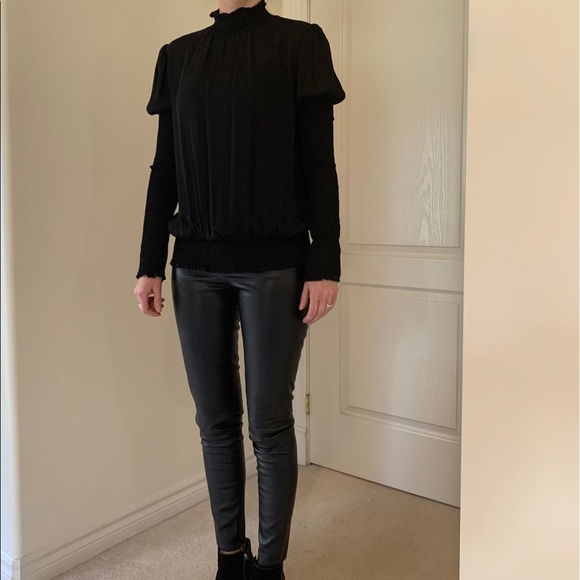 Vintage Zara top with gathered puffy sleeves - Picture 9 of 9